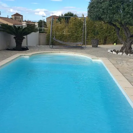 Ancolie Climatisee Avec Piscine Chauffee De Mai A Septembre *