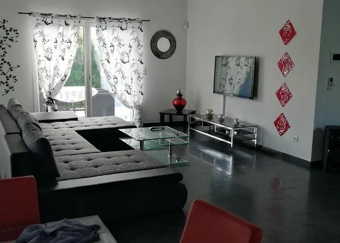 Villa Ancolie Climatisee Avec Piscine Chauffee De Mai A Septembre